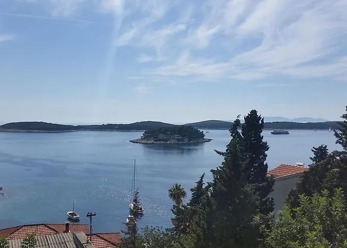 By The Sea Hvar - 13041 شقة